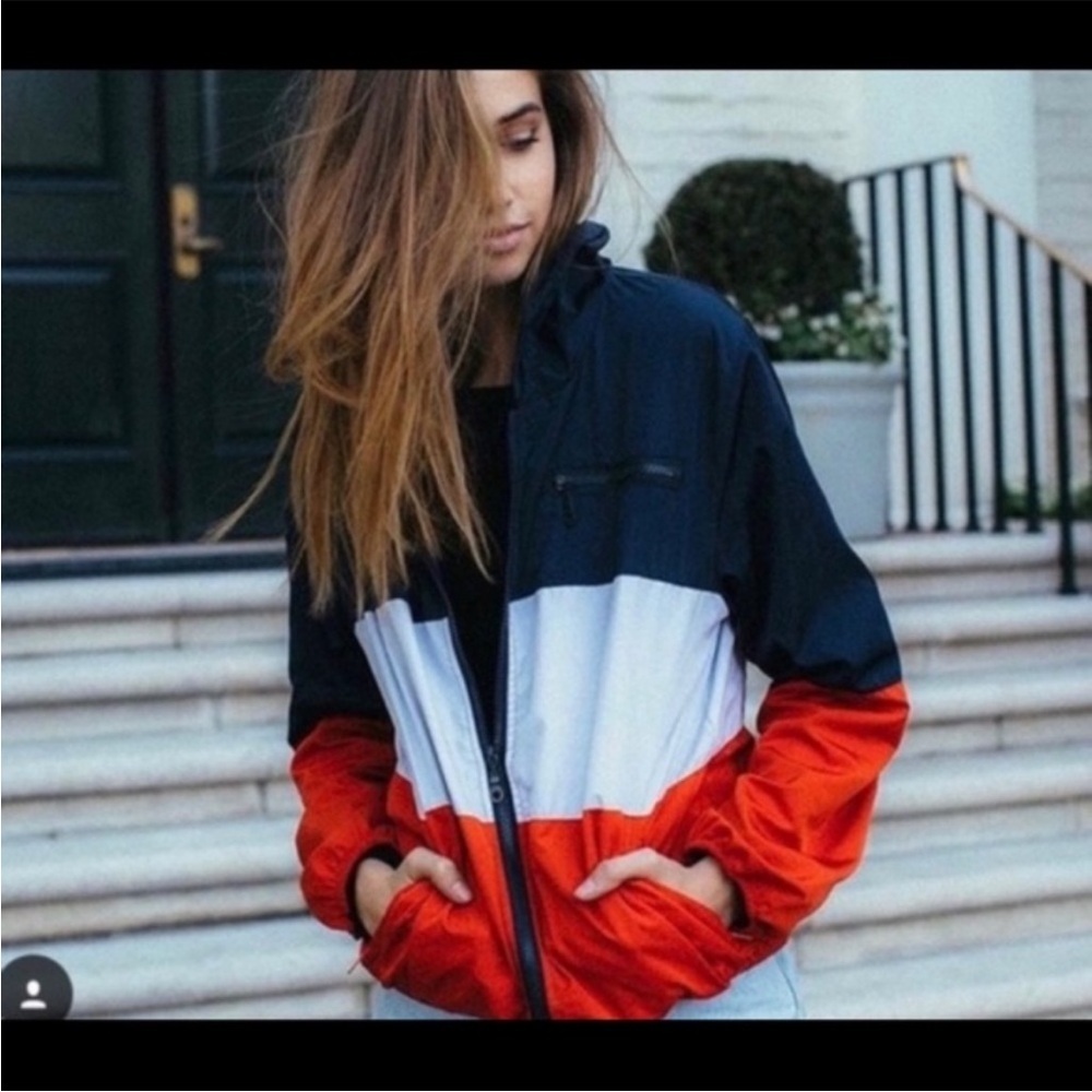 Brandy Melville Windbreaker Jacket‎ red white and blue stripe one size - Picture 5 of 10